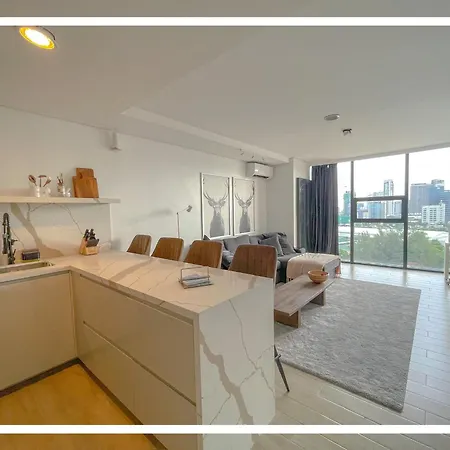 Premier Suites- Panoramic View