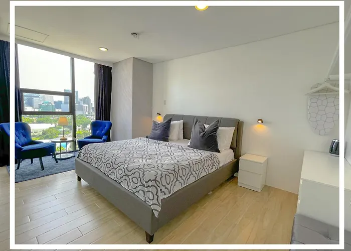 Premier Suites- Panoramic View 4* Cebu