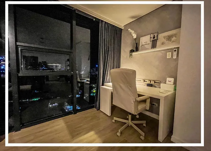 Lägenhetshotell Premier Suites- Panoramic View