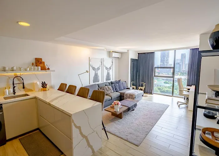 Lägenhetshotell Premier Suites- Panoramic View 4*
